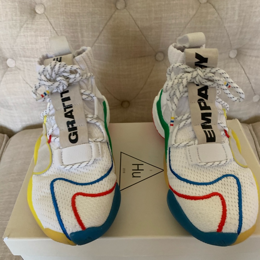 Adidas Pharrell BYW x Gratitude (Used)